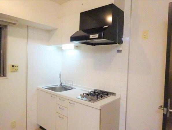 ラグジュアリーアパートメント御徒町の物件内観写真